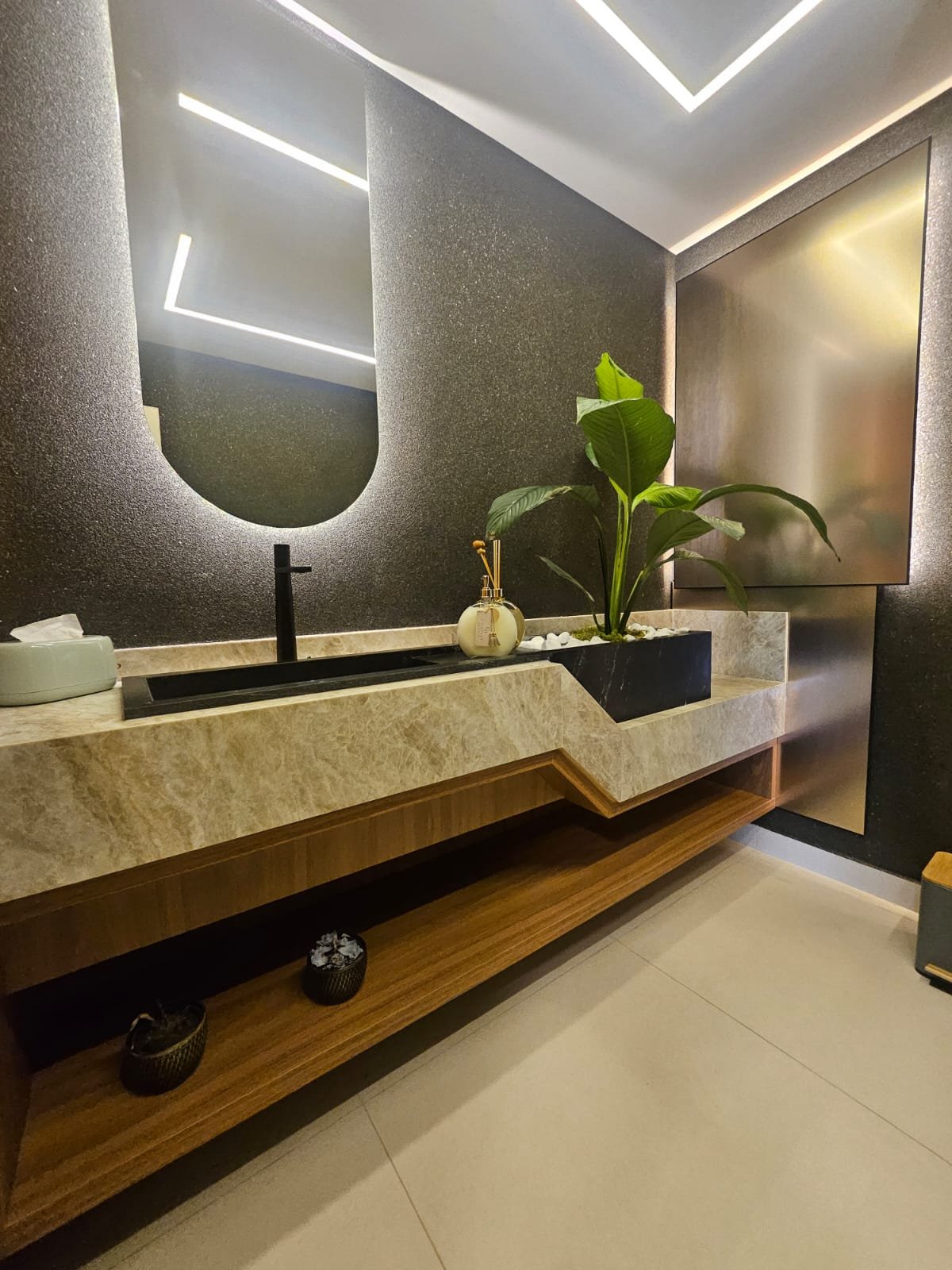 WhatsApp Image 2025-11-14 at 09.49.43